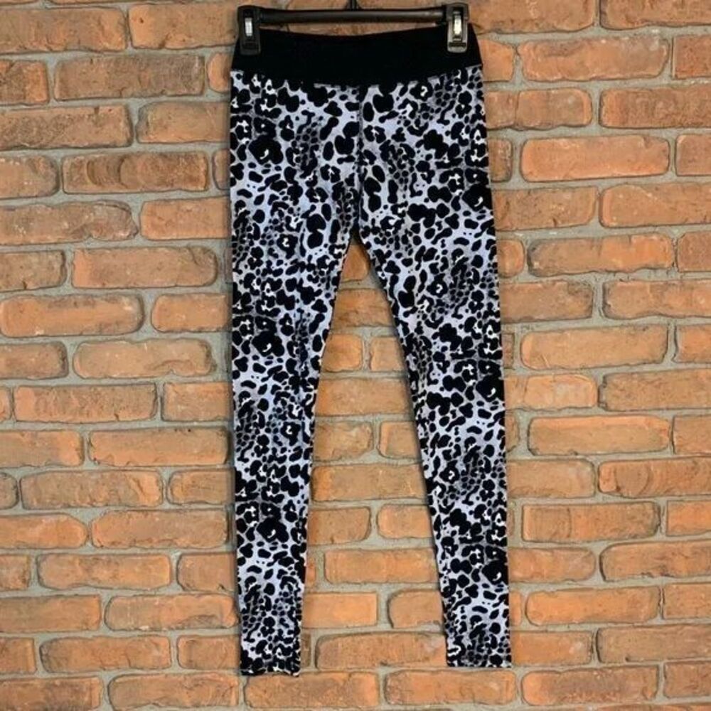Pink Republic Womens XS Leggings Black White Animal Print Athletic Workout Pants